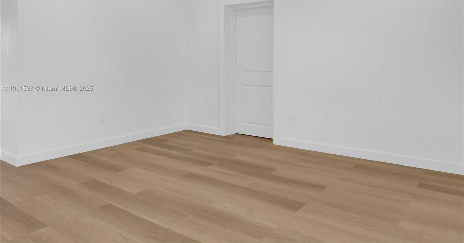 Small Image of 4900 SOUTH WEST 106TH AVE #4900, Miami Number 3