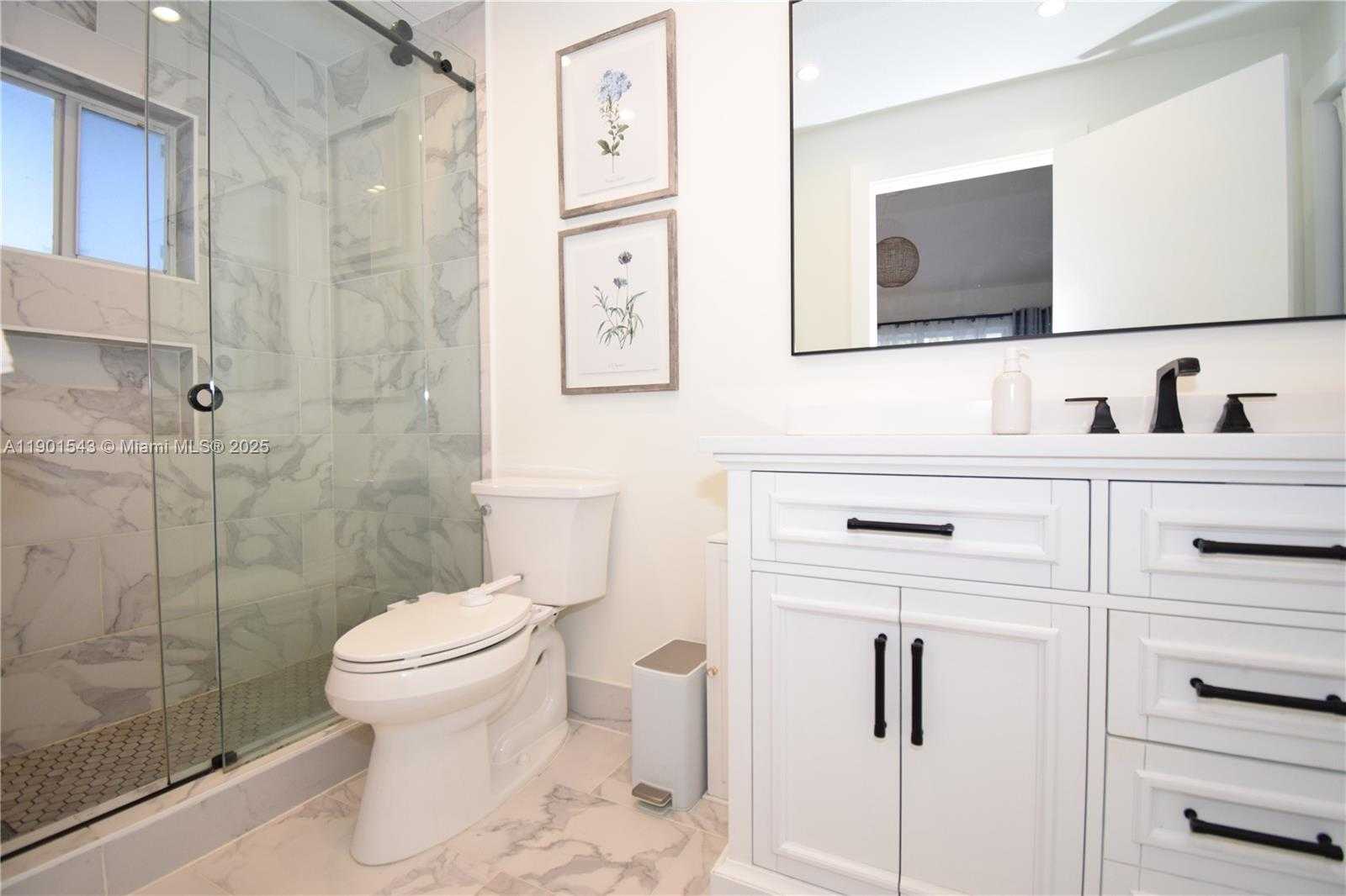 Small Image of 794 SAN REMO DR, Weston Number 24