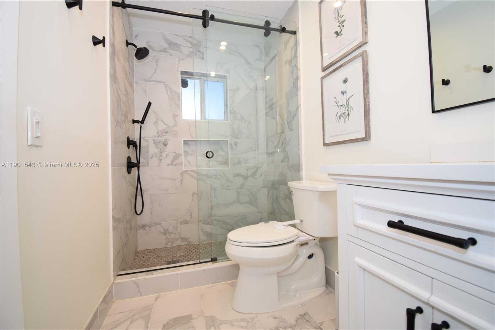 Small Image of 794 SAN REMO DR, Weston Number 25