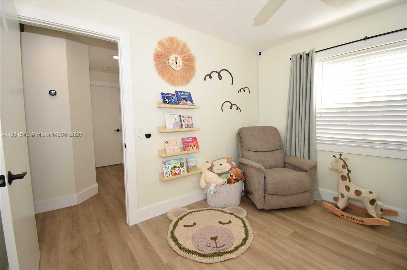 Small Image of 794 SAN REMO DR, Weston Number 36