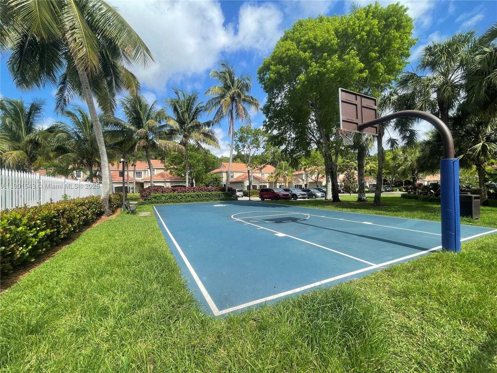 Small Image of 794 SAN REMO DR, Weston Number 42