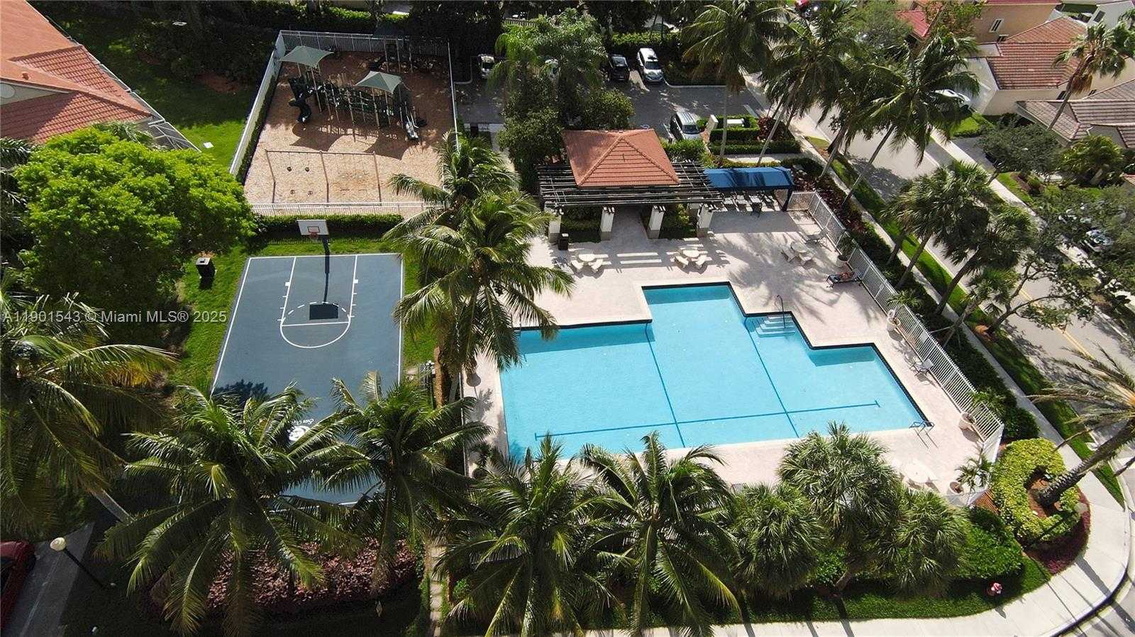 Small Image of 794 SAN REMO DR, Weston Number 43
