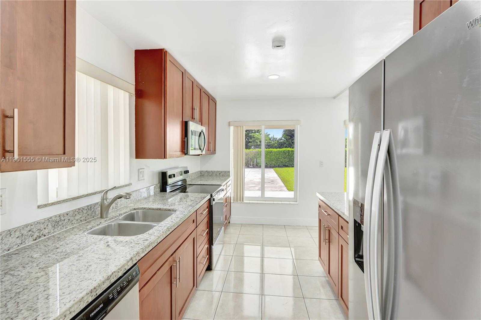 Small Image of 4931 SOUTH WEST 132ND AVE #4931, Miami Number 13