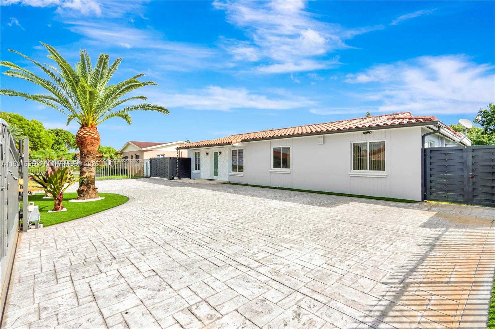 Small Image of 4931 SOUTH WEST 132ND AVE #4931, Miami Number 3