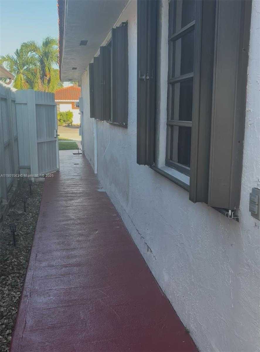 Small Image of 6562 WEST 22ND CT #6562, Hialeah Number 17