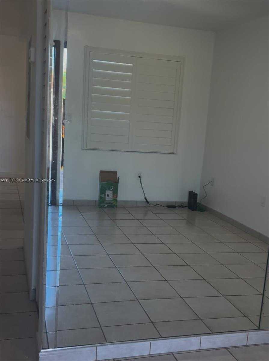 Small Image of 6562 WEST 22ND CT #6562, Hialeah Number 3