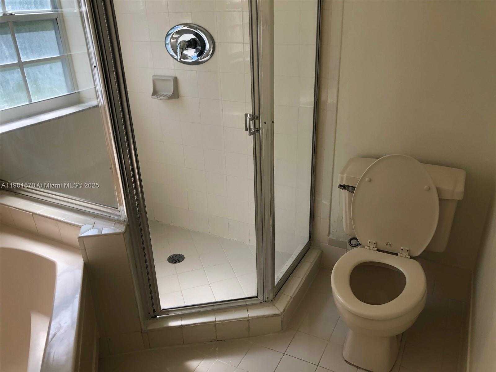 Small Image of 11274 SOUTH WEST 64 LN, Miami Number 22