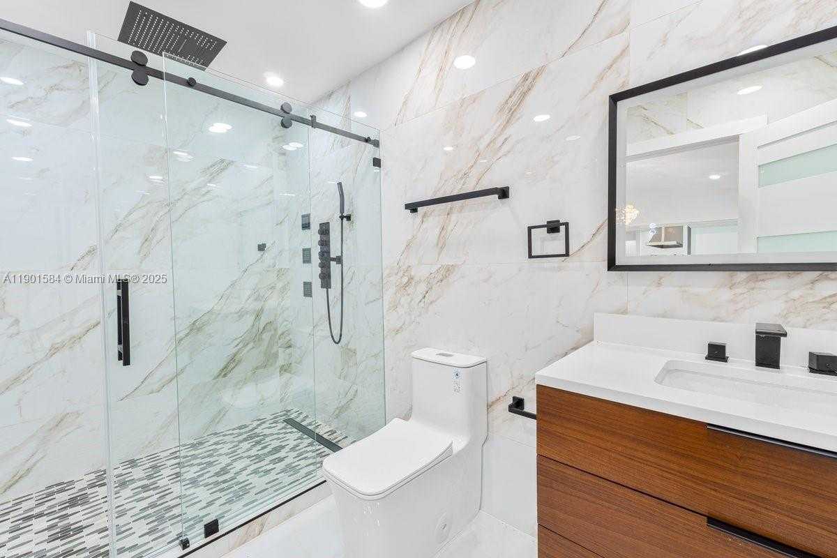 Small Image of 15420 SOUTH WEST 212TH AVE, Miami Number 15