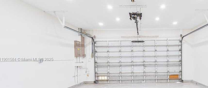 Small Image of 15420 SOUTH WEST 212TH AVE, Miami Number 16