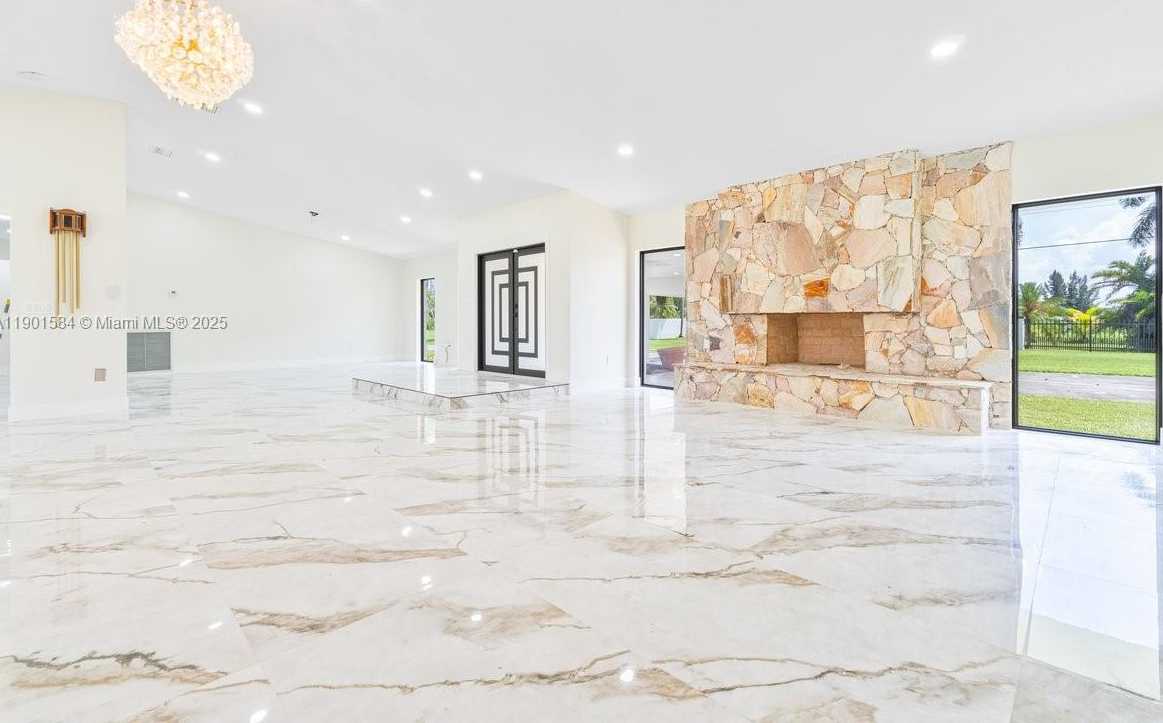 Small Image of 15420 SOUTH WEST 212TH AVE, Miami Number 7