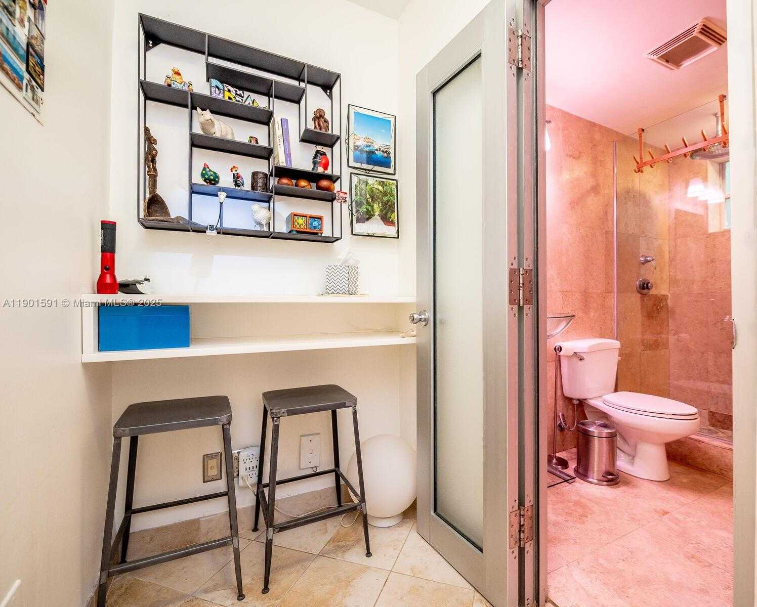 Small Image of 1127 MERIDIAN AVE #7-1127, Miami Beach Number 17