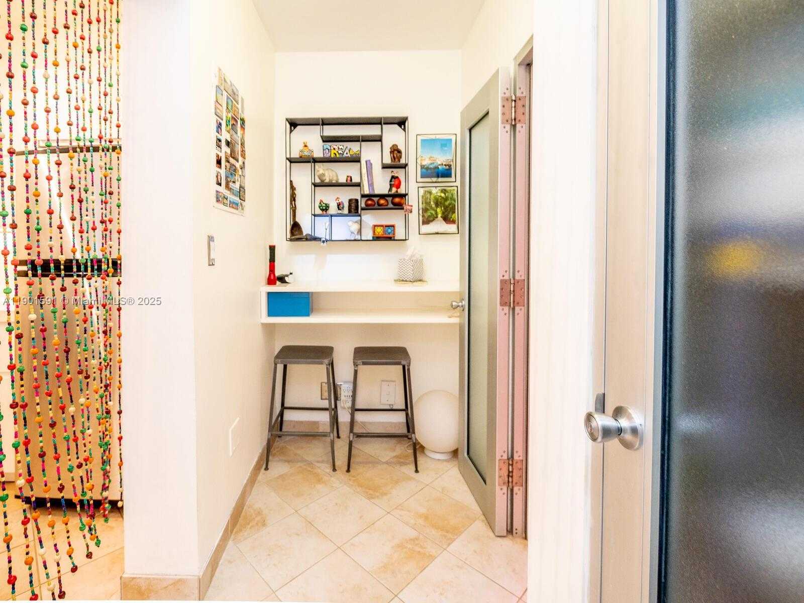 Small Image of 1127 MERIDIAN AVE #7-1127, Miami Beach Number 18