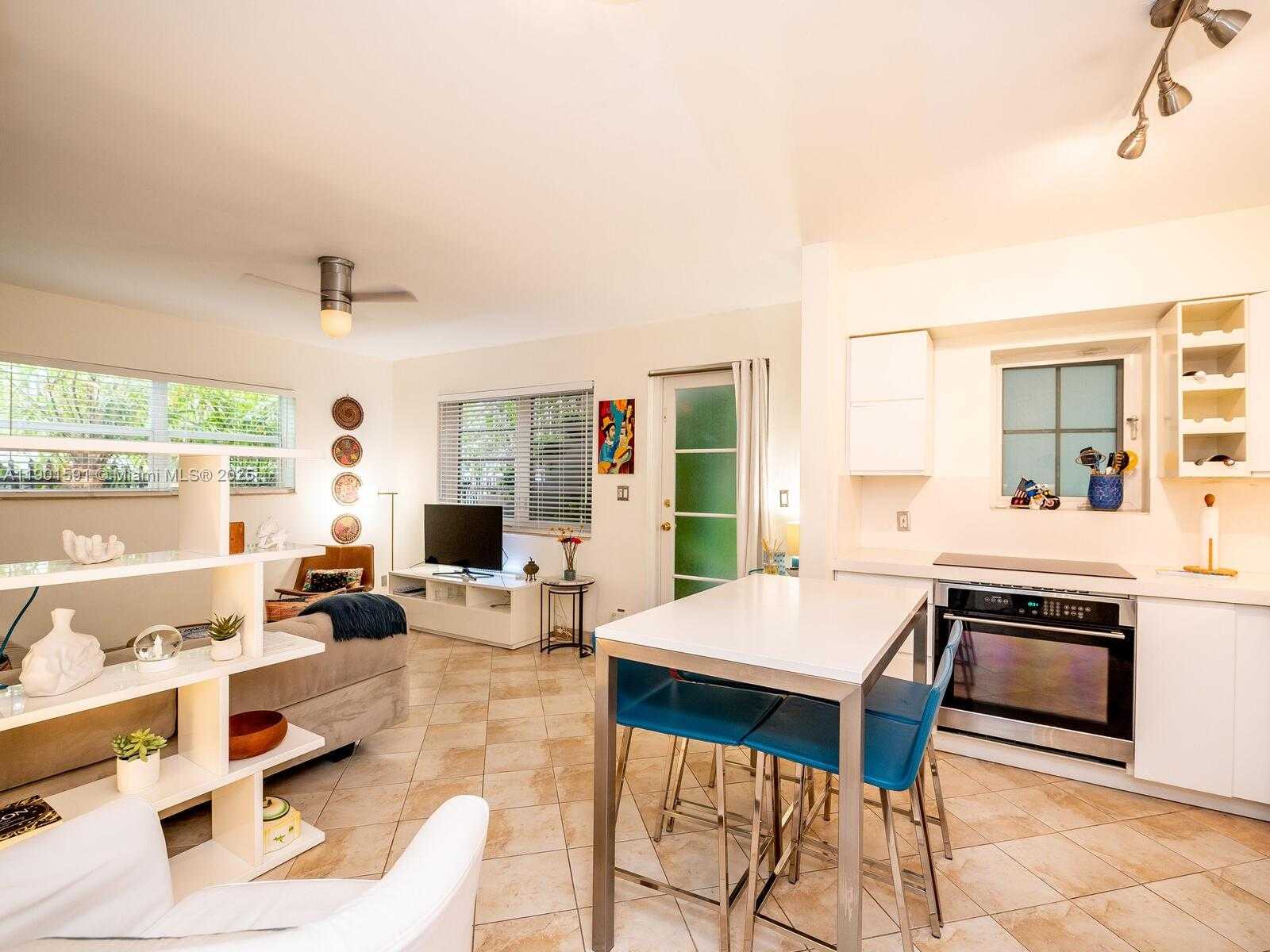 Small Image of 1127 MERIDIAN AVE #7-1127, Miami Beach Number 21