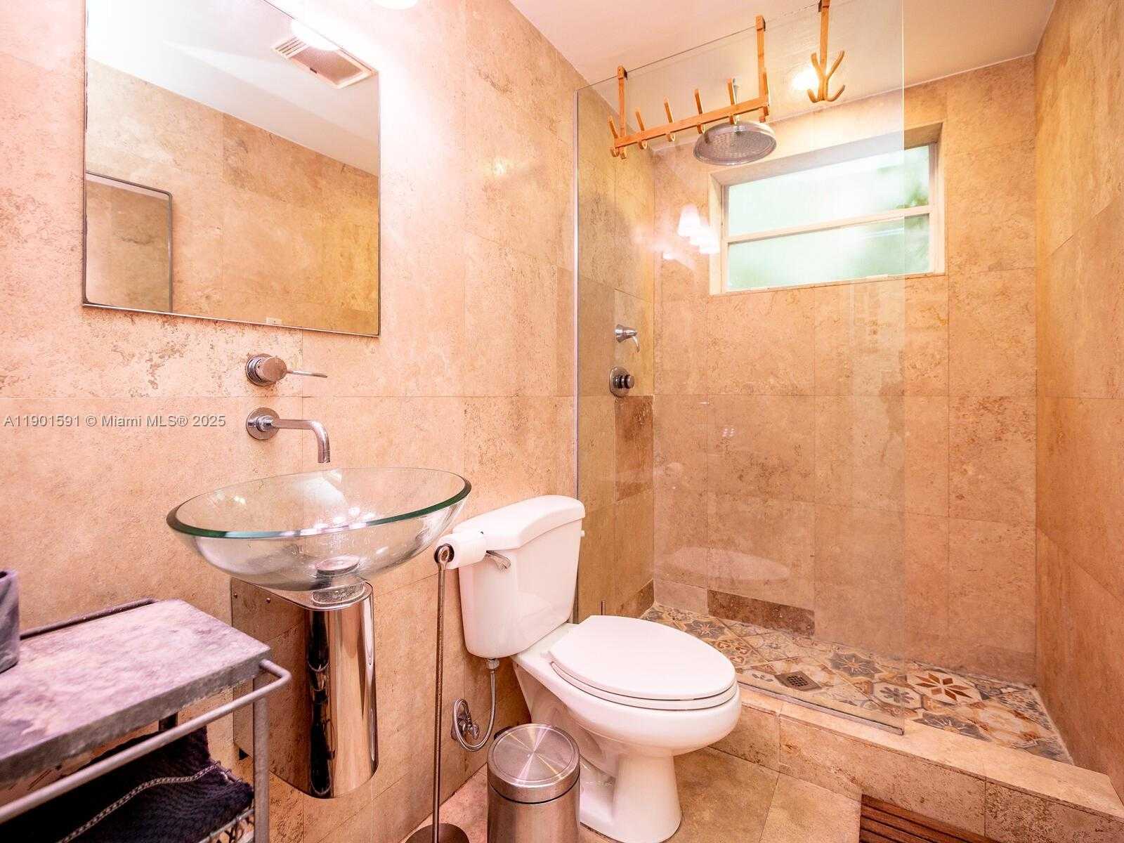 Small Image of 1127 MERIDIAN AVE #7-1127, Miami Beach Number 23