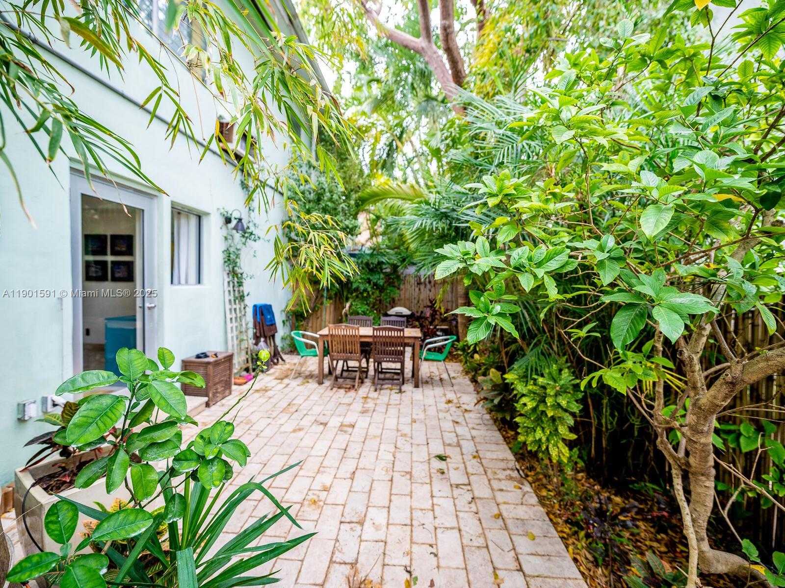 Small Image of 1127 MERIDIAN AVE #7-1127, Miami Beach Number 33