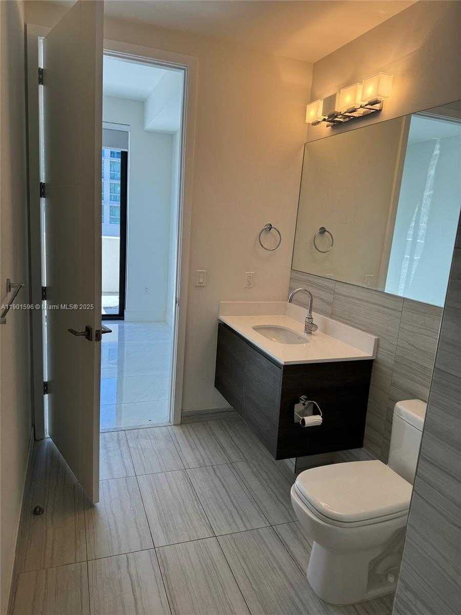Small Image of 301 ALTARA AVE #425, Coral Gables Number 14