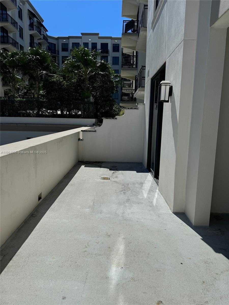 Small Image of 301 ALTARA AVE #425, Coral Gables Number 18