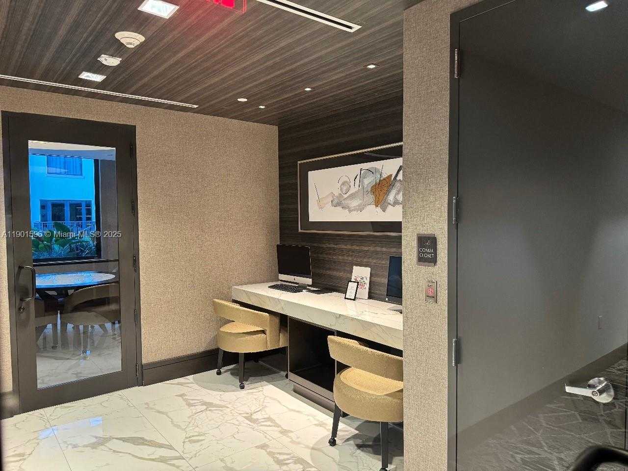 Small Image of 301 ALTARA AVE #425, Coral Gables Number 2