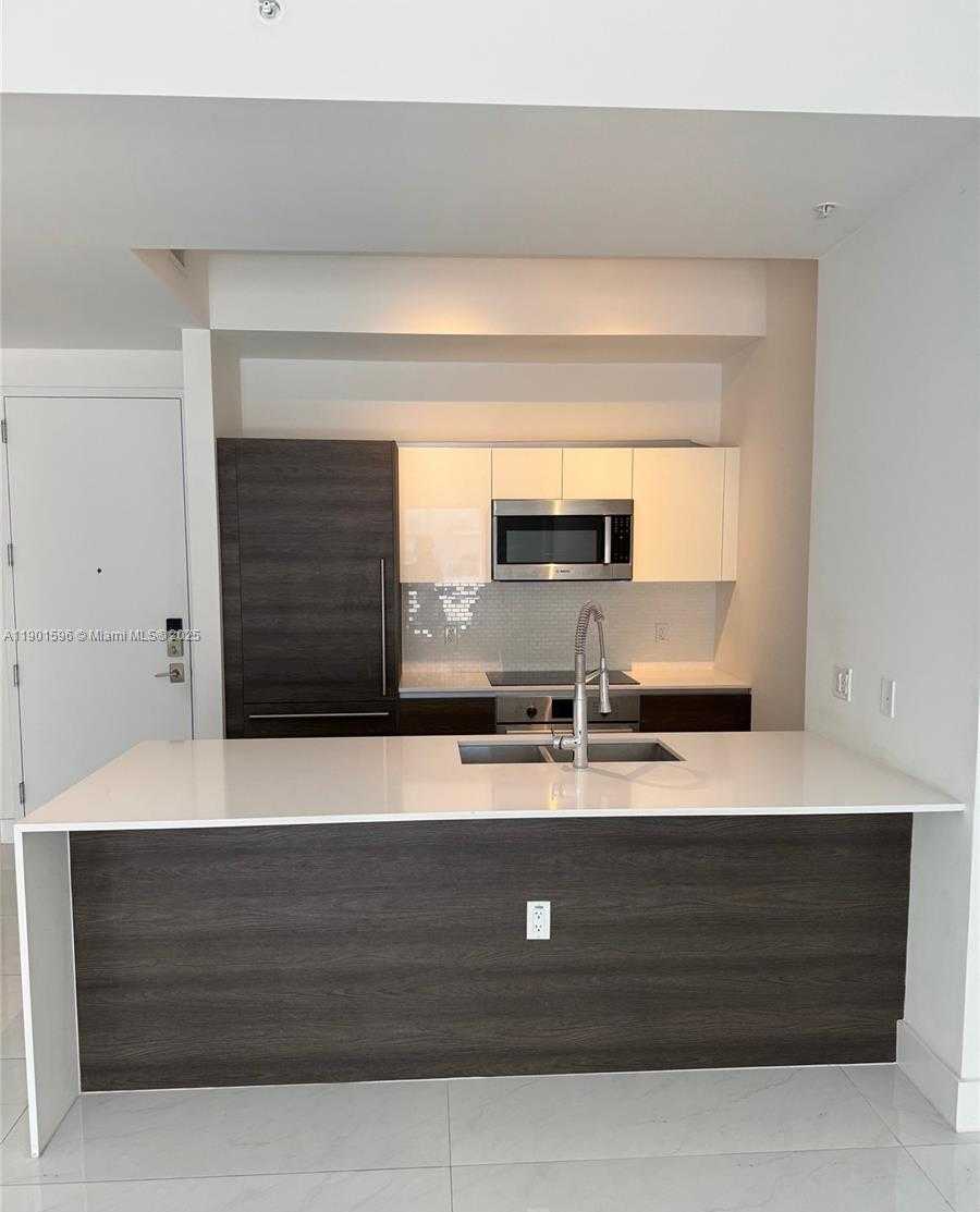 Small Image of 301 ALTARA AVE #425, Coral Gables Number 5