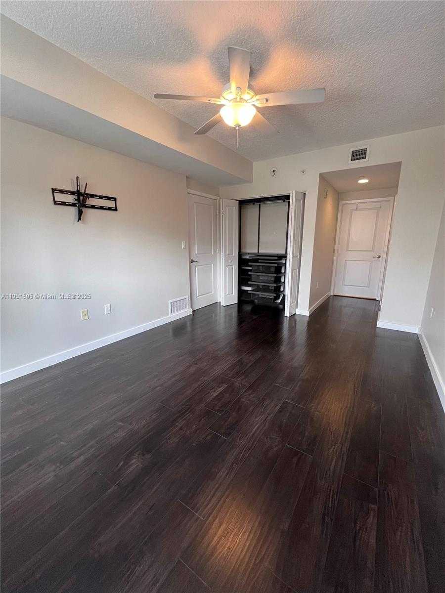 Small Image of 601 NORTH EAST 23RD ST #606, Miami Number 11