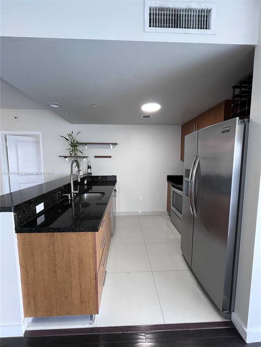 Small Image of 601 NORTH EAST 23RD ST #606, Miami Number 19