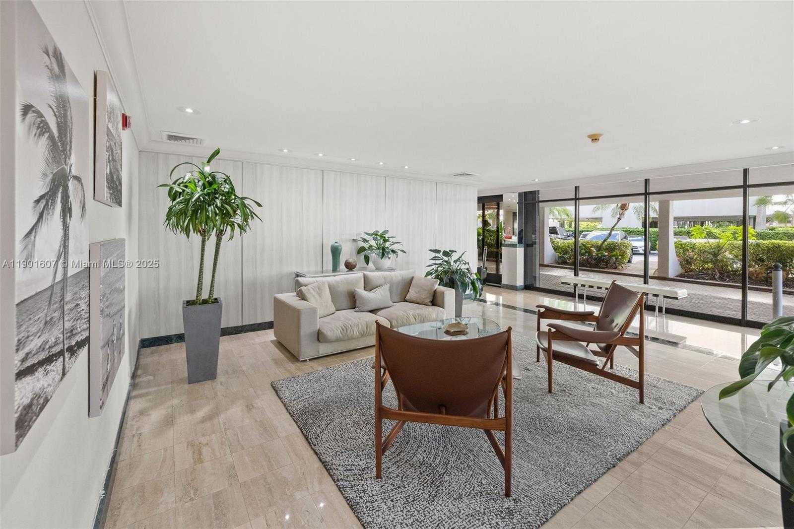 Small Image of 1408 BRICKELL BAY DR #1106, Miami Number 34