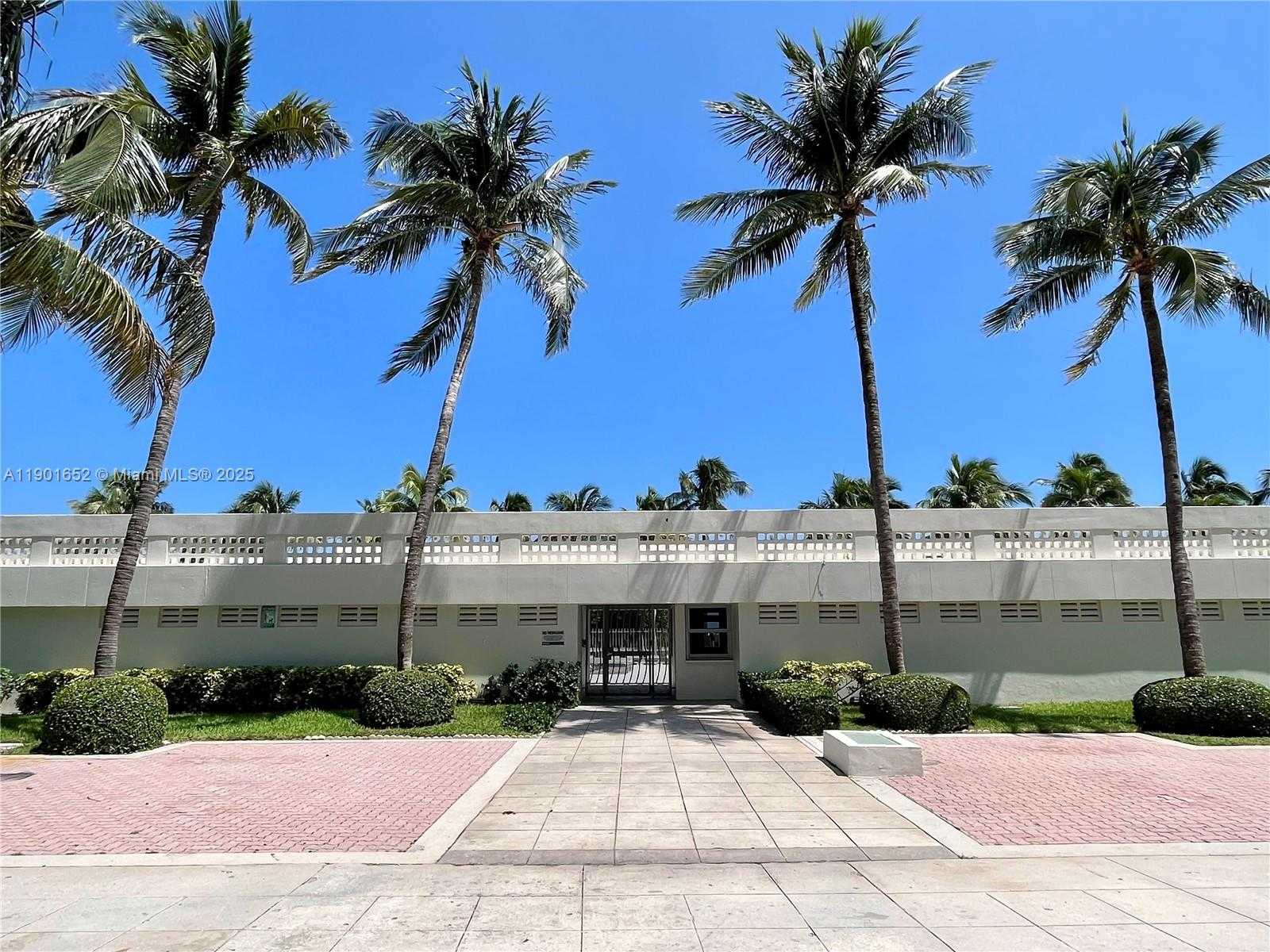 Small Image of 2899 COLLINS AVE #1414, Miami Beach Number 23