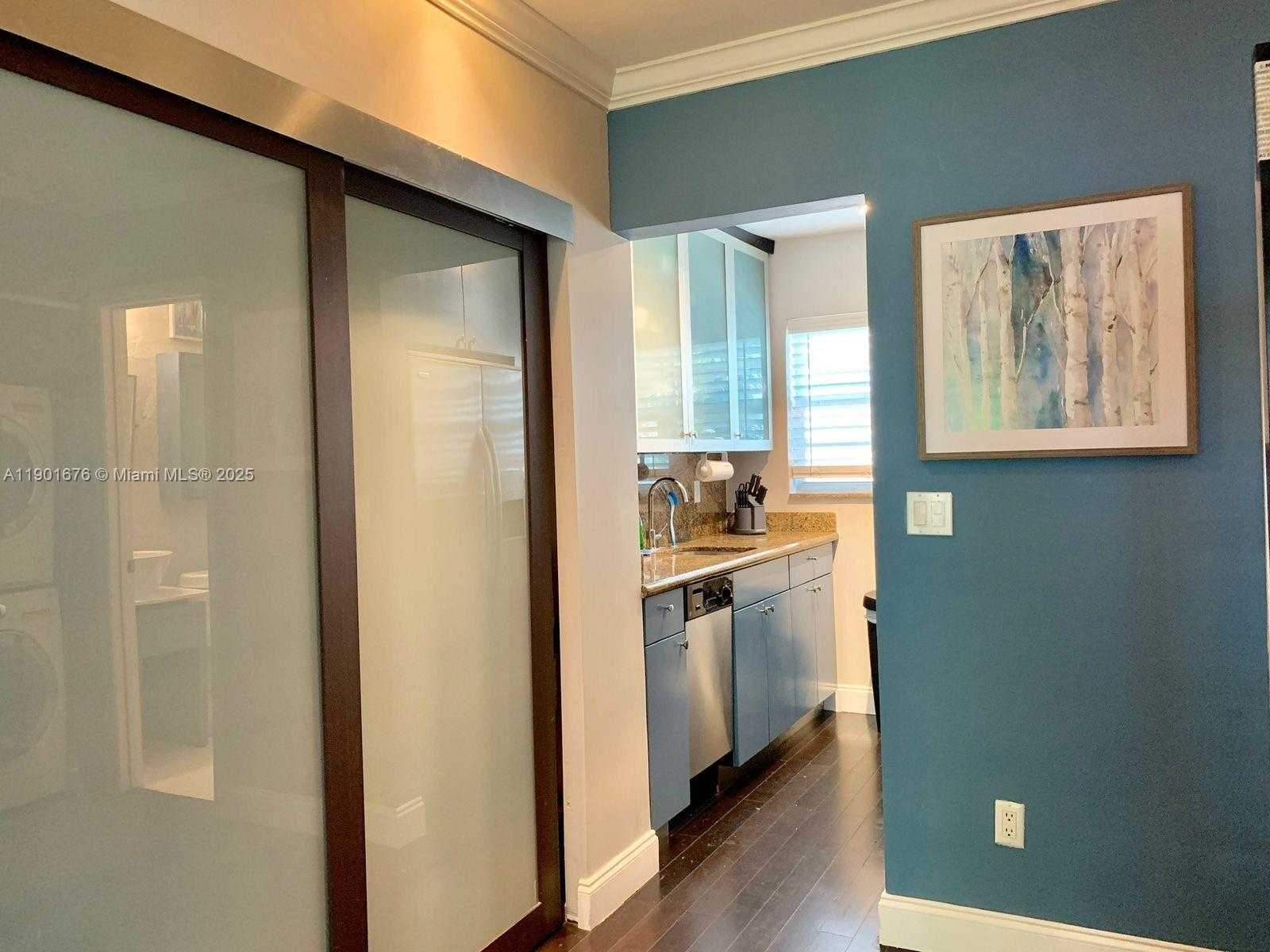 Small Image of 825 EUCLID AVE #12-A, Miami Beach Number 12