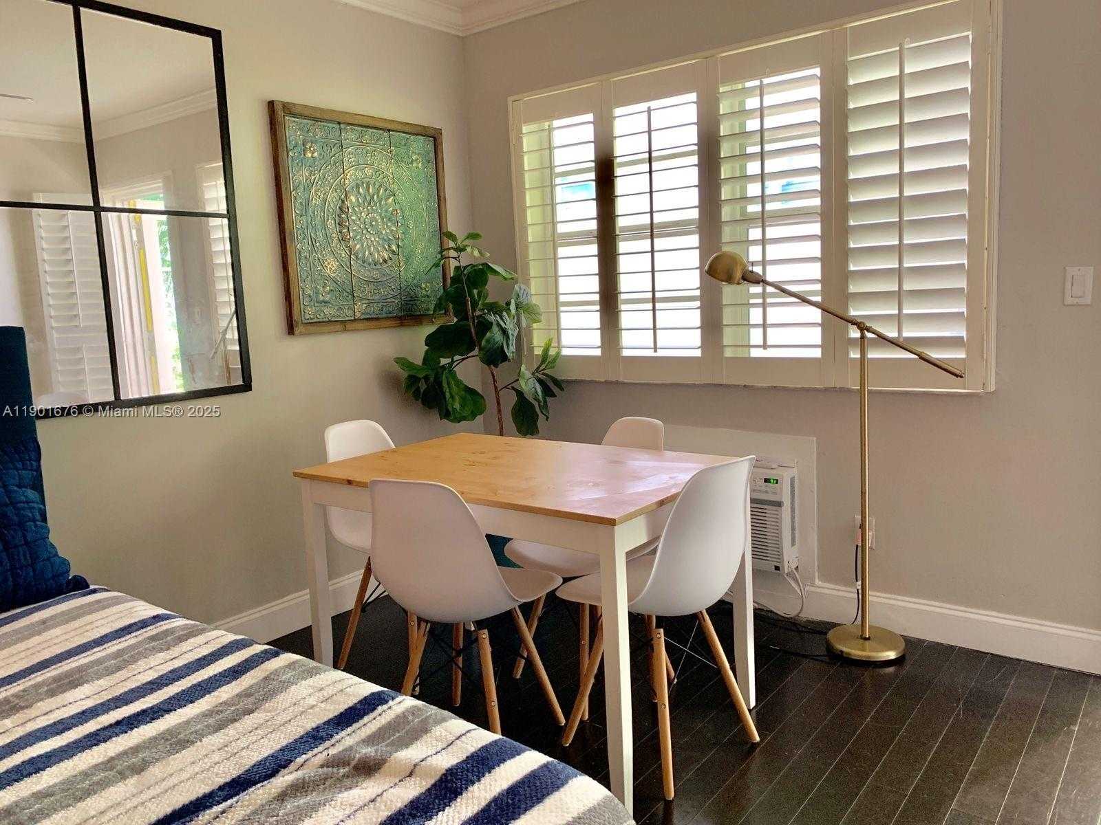 Small Image of 825 EUCLID AVE #12-A, Miami Beach Number 3
