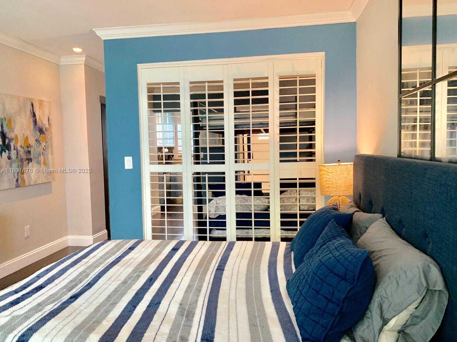 Small Image of 825 EUCLID AVE #12-A, Miami Beach Number 4