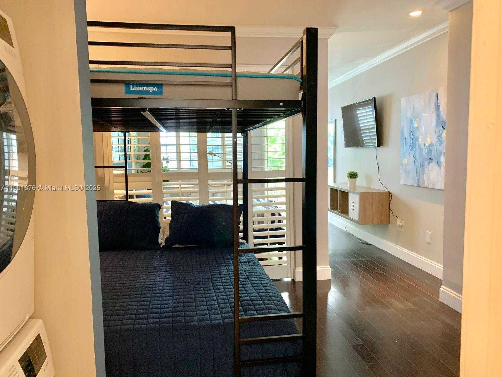 Small Image of 825 EUCLID AVE #12-A, Miami Beach Number 9