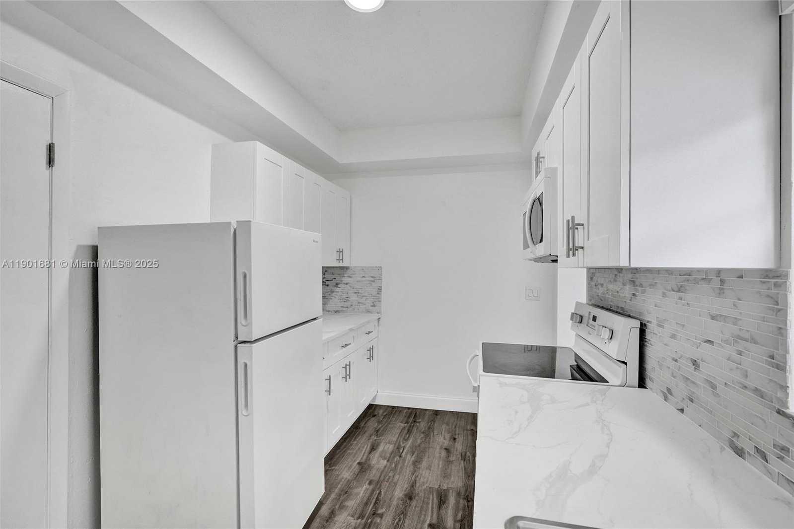 Small Image of 5750 NORTH WEST 111TH ST, Hialeah Number 37