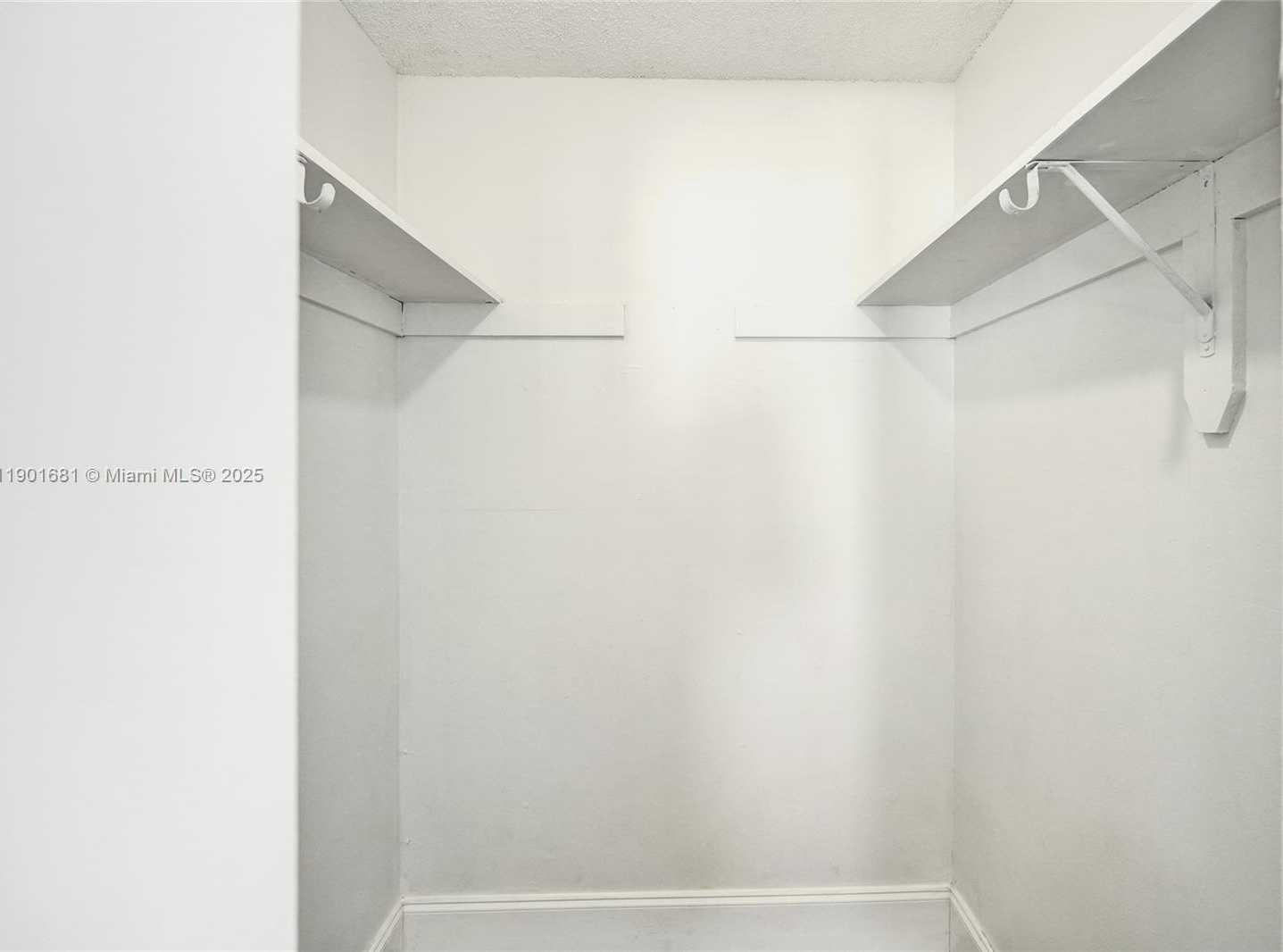 Small Image of 5750 NORTH WEST 111TH ST, Hialeah Number 55