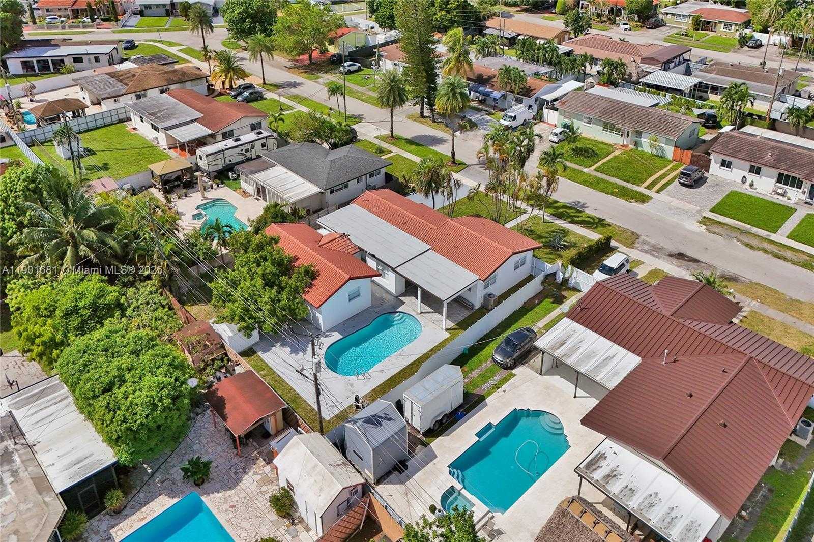 Small Image of 5750 NORTH WEST 111TH ST, Hialeah Number 65