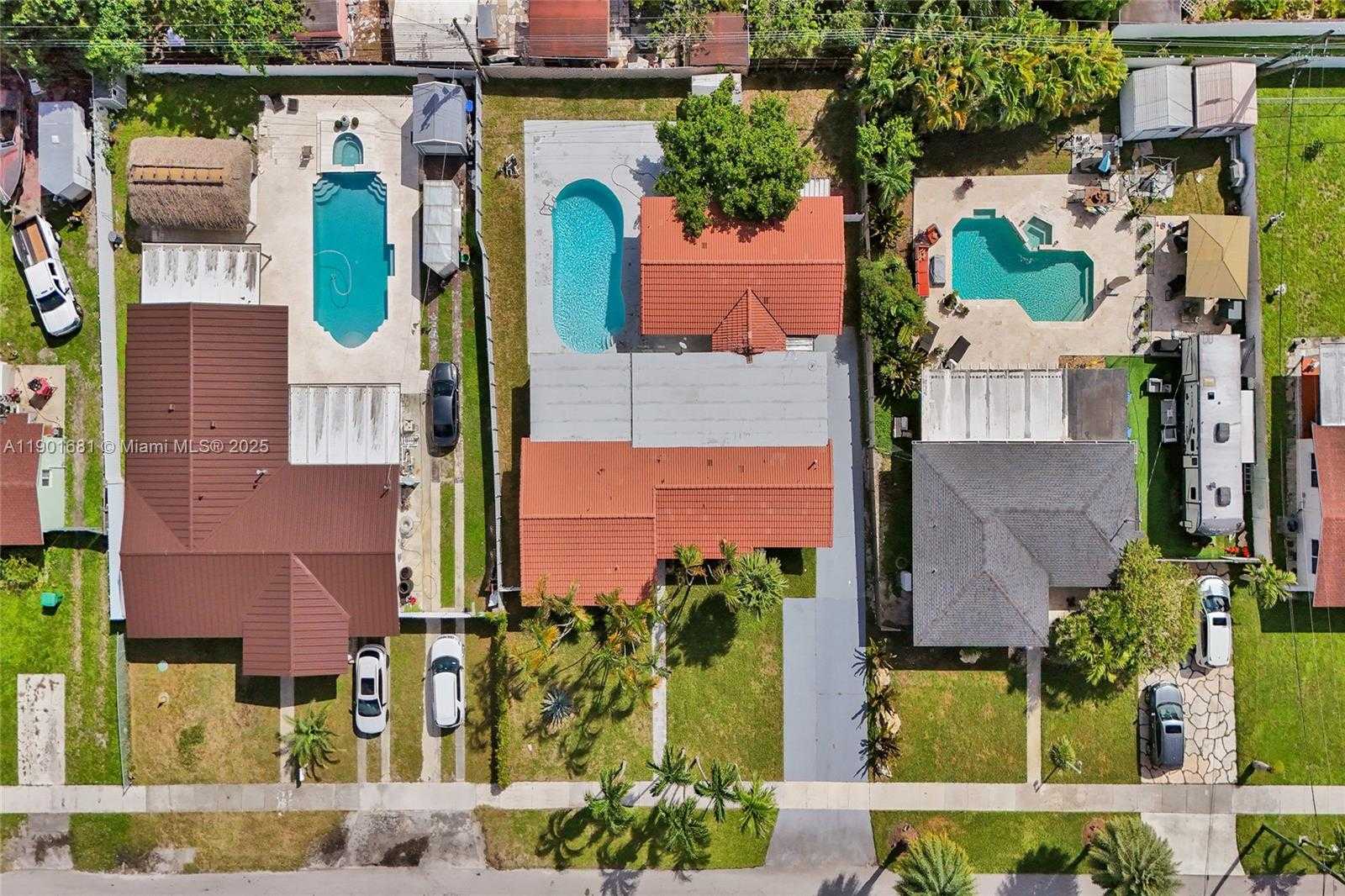Small Image of 5750 NORTH WEST 111TH ST, Hialeah Number 74