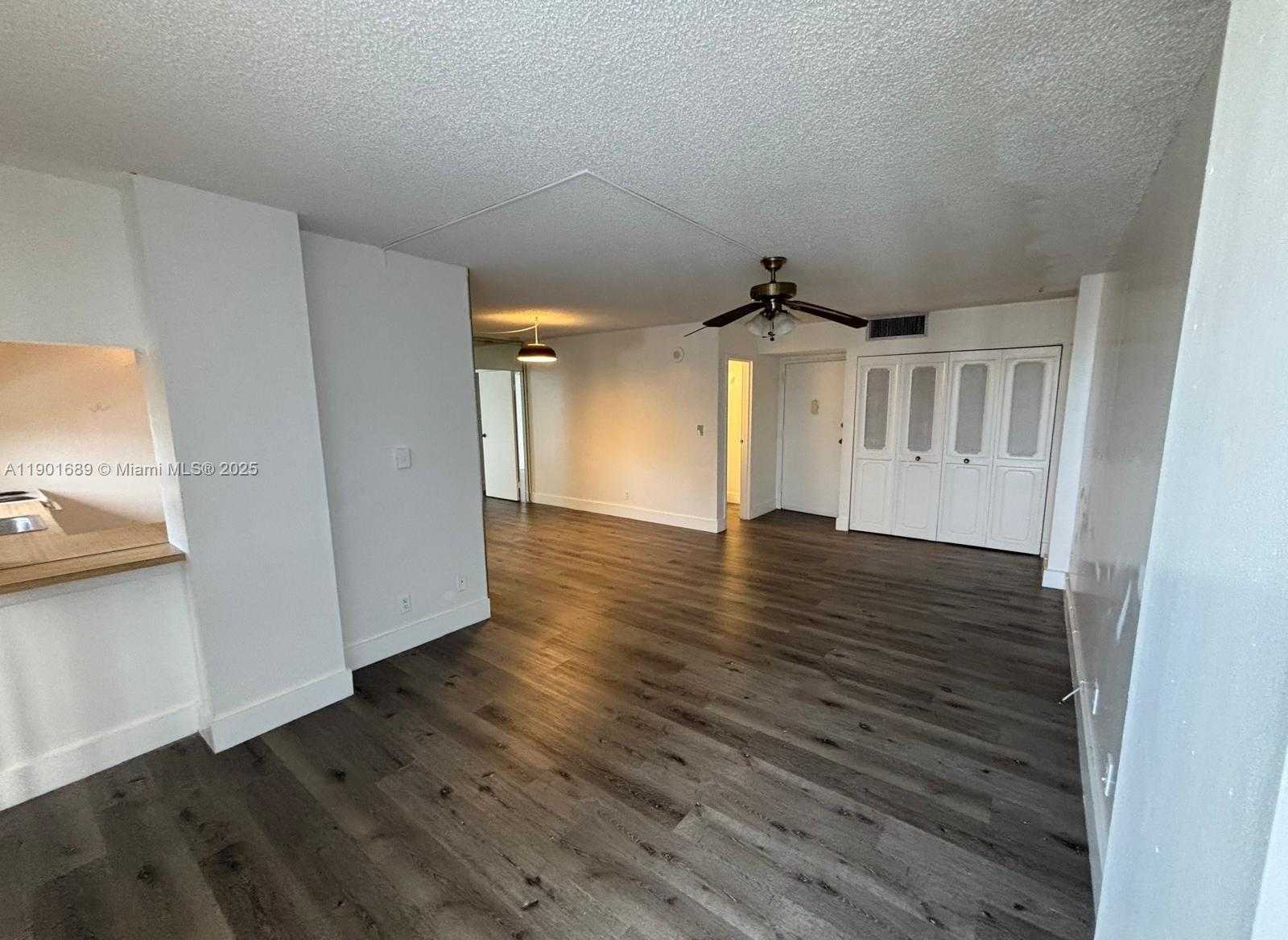 Small Image of 16919 NORTH BAY RD #909, Sunny Isles Beach Number 14