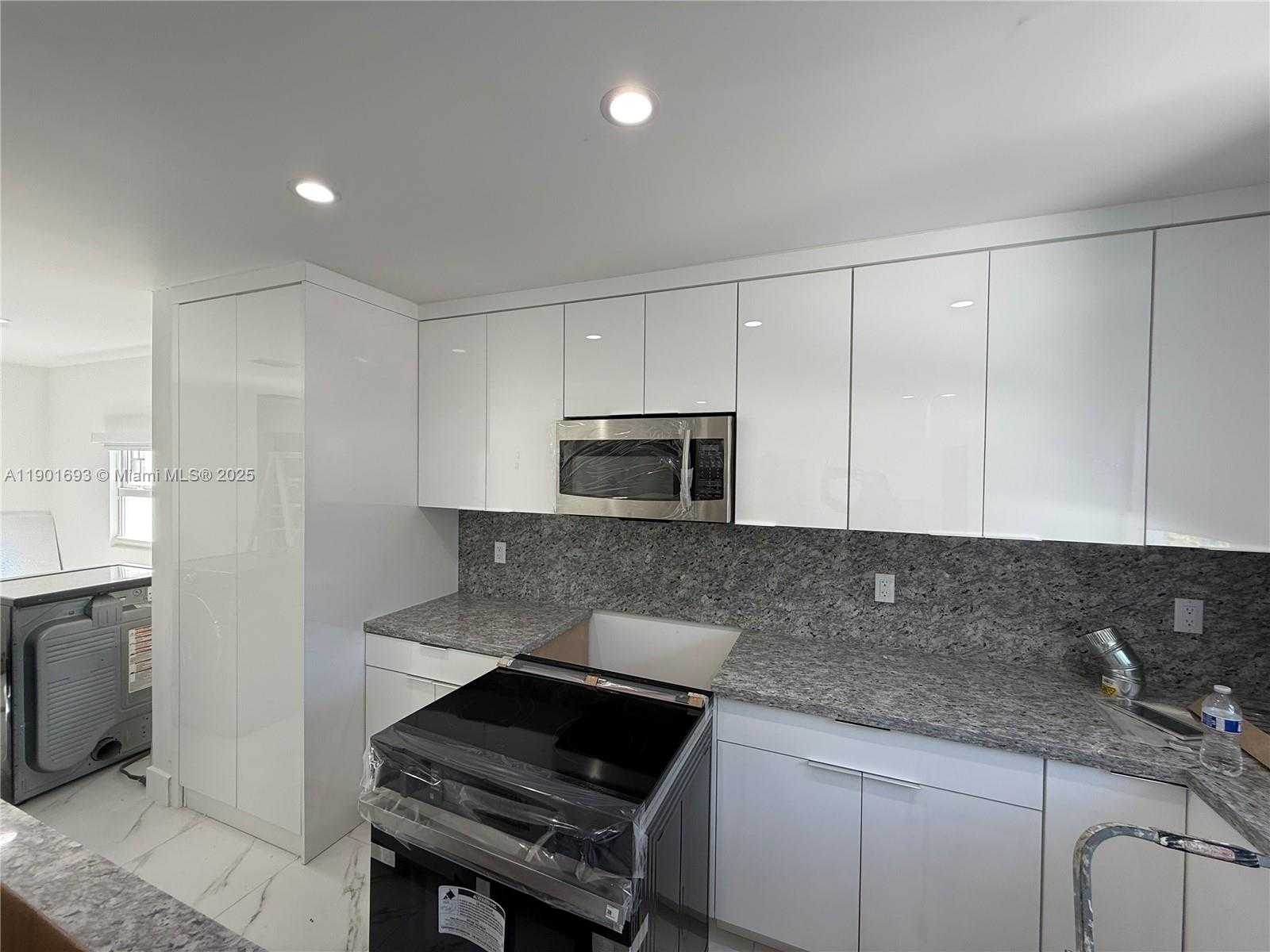 Small Image of 2313 SOUTH WEST 60TH CT #1, Miami Number 8