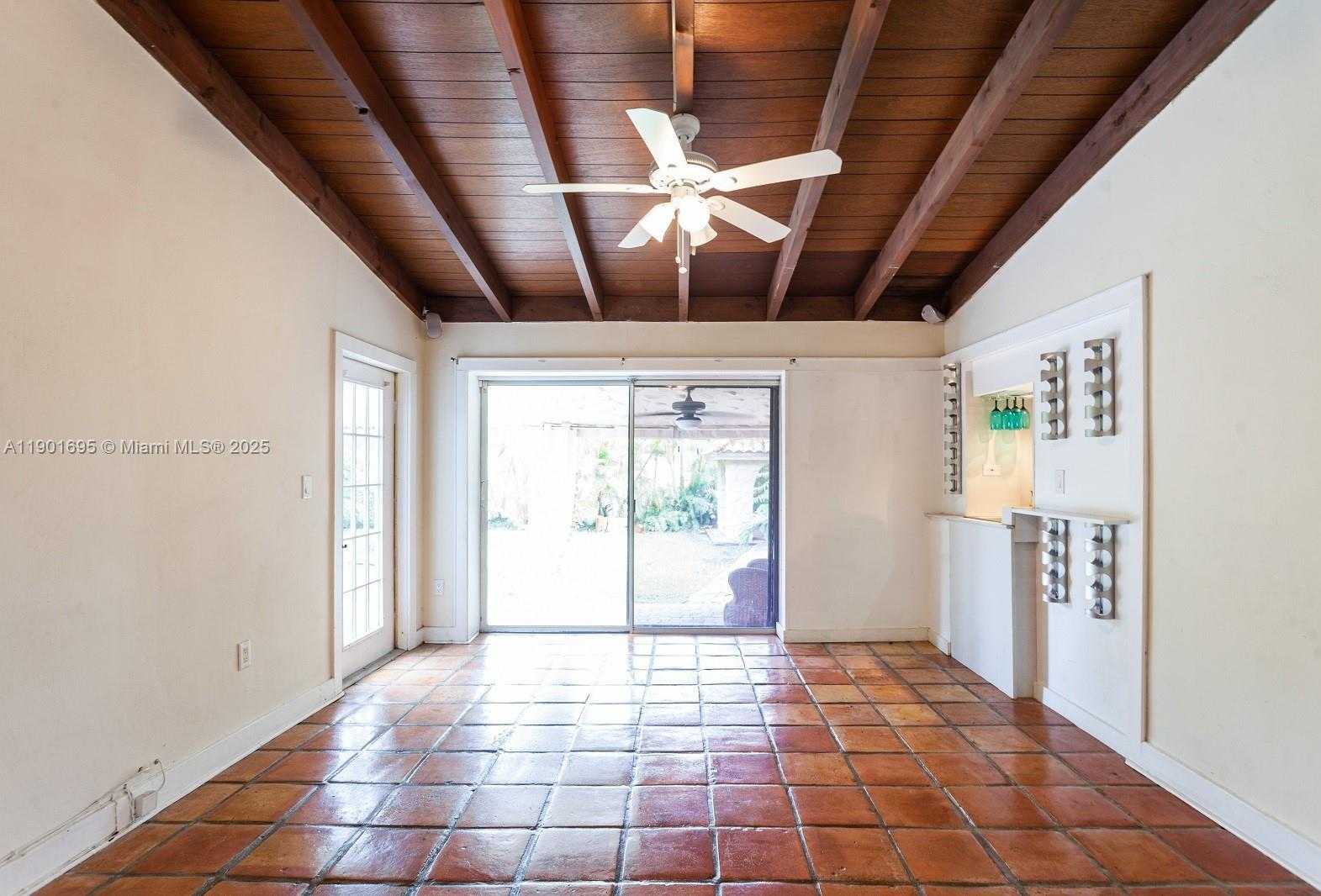 Small Image of 1109 FERDINAND ST, Coral Gables Number 6