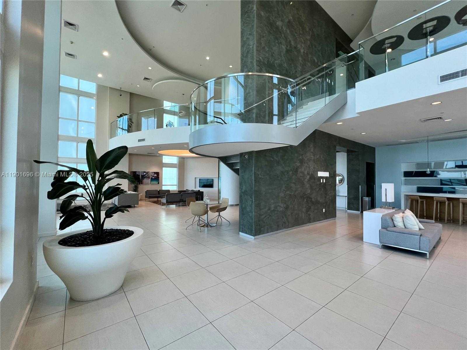 Small Image of 1900 NORTH BAYSHORE DR #2909, Miami Number 22