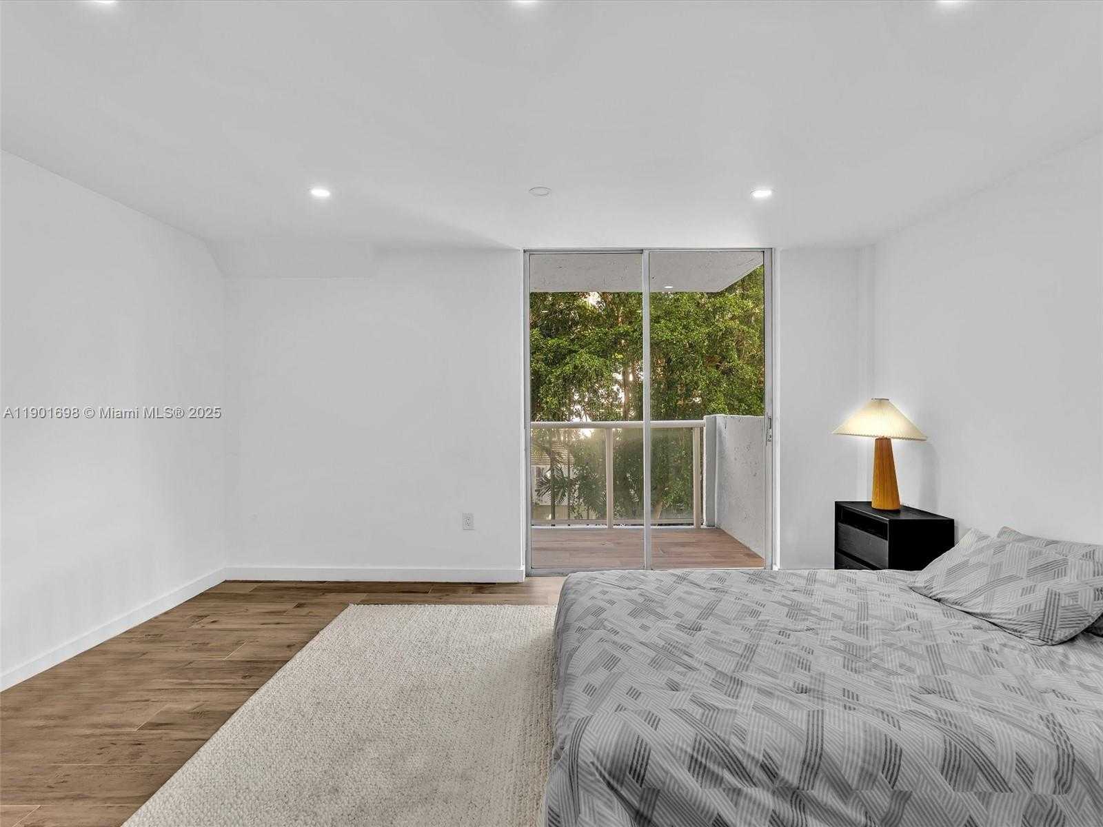 Small Image of 10000 WEST BAY HARBOR DR #201, Bay Harbor Islands Number 17