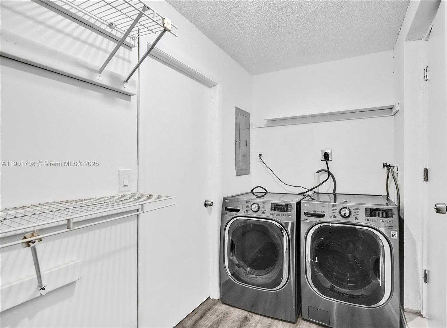 Small Image of 5750 NORTH WEST 111TH ST, Hialeah Number 16