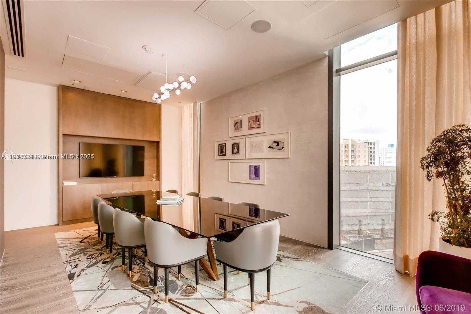 Small Image of 650 NORTH EAST 32 ST #3605, Miami Number 25