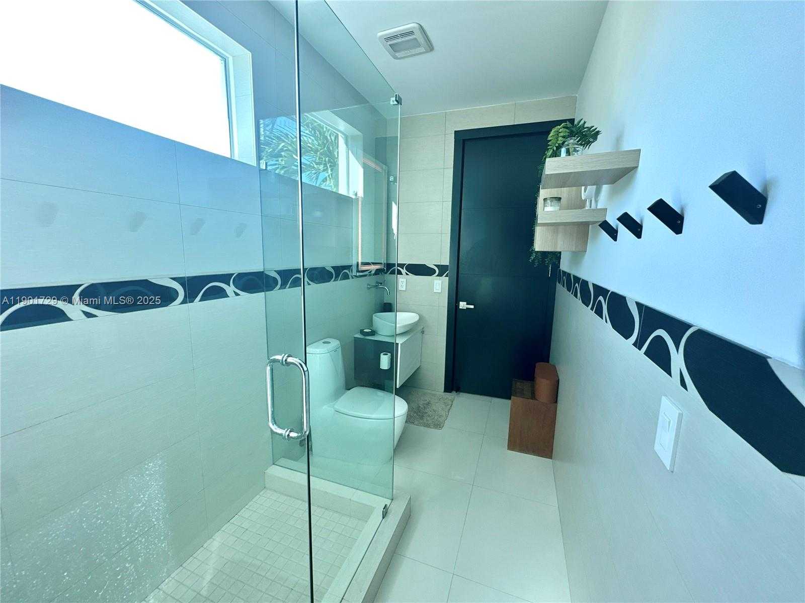 Small Image of 1668 SOUTH WEST 29TH AVE #1668, Miami Number 16