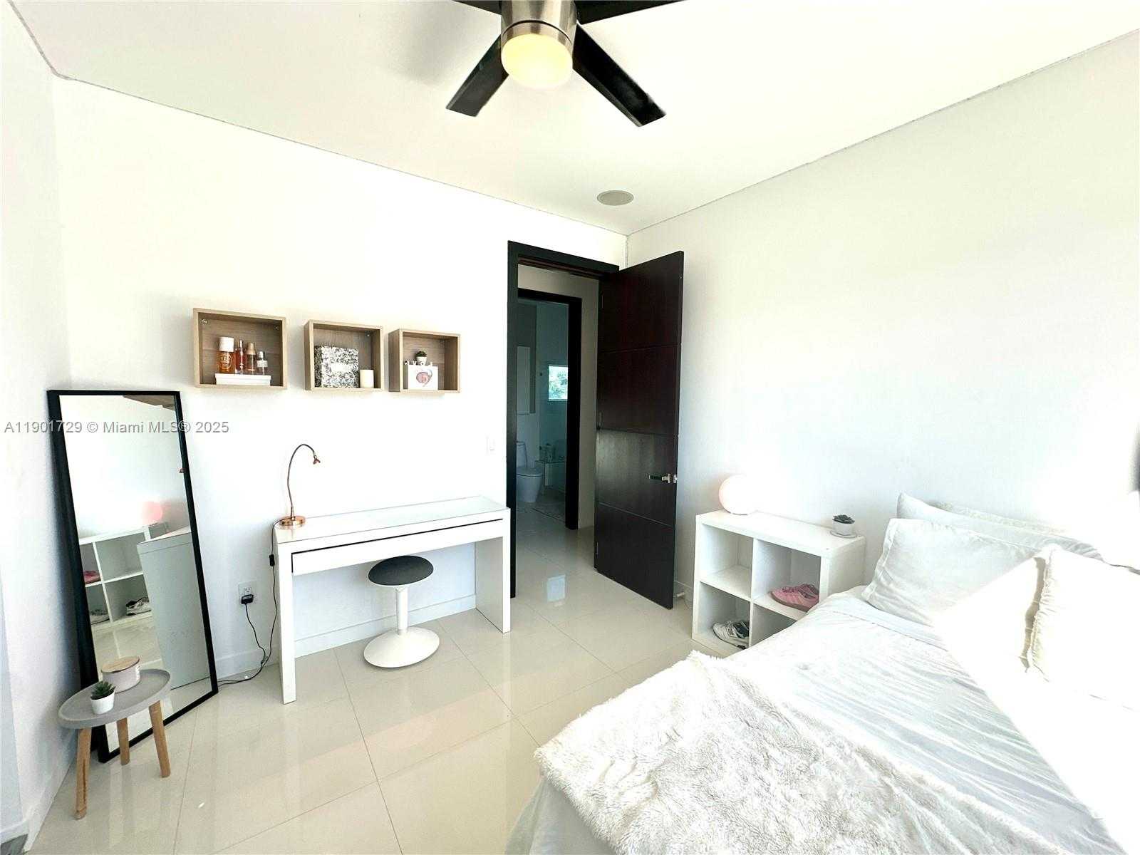 Small Image of 1668 SOUTH WEST 29TH AVE #1668, Miami Number 29
