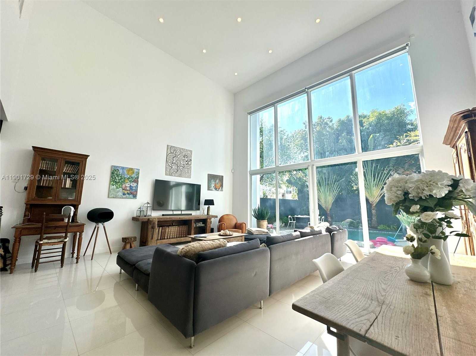 Small Image of 1668 SOUTH WEST 29TH AVE #1668, Miami Number 36