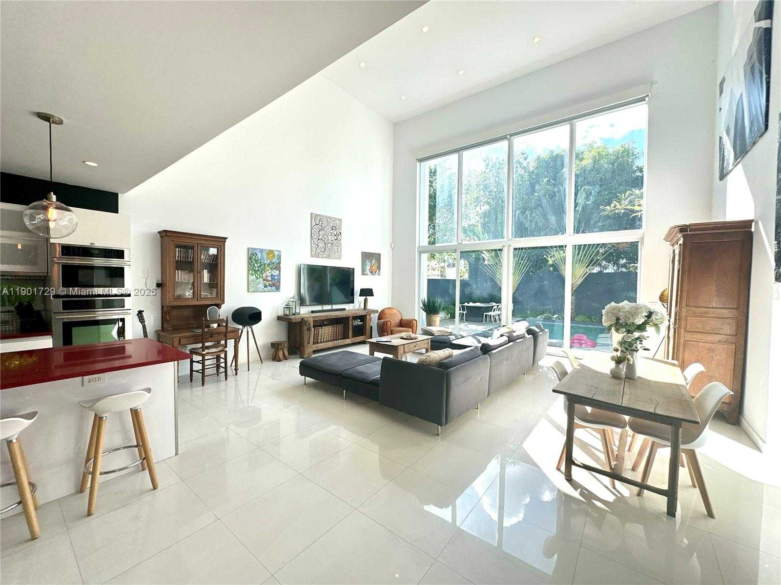 Small Image of 1668 SOUTH WEST 29TH AVE #1668, Miami Number 5