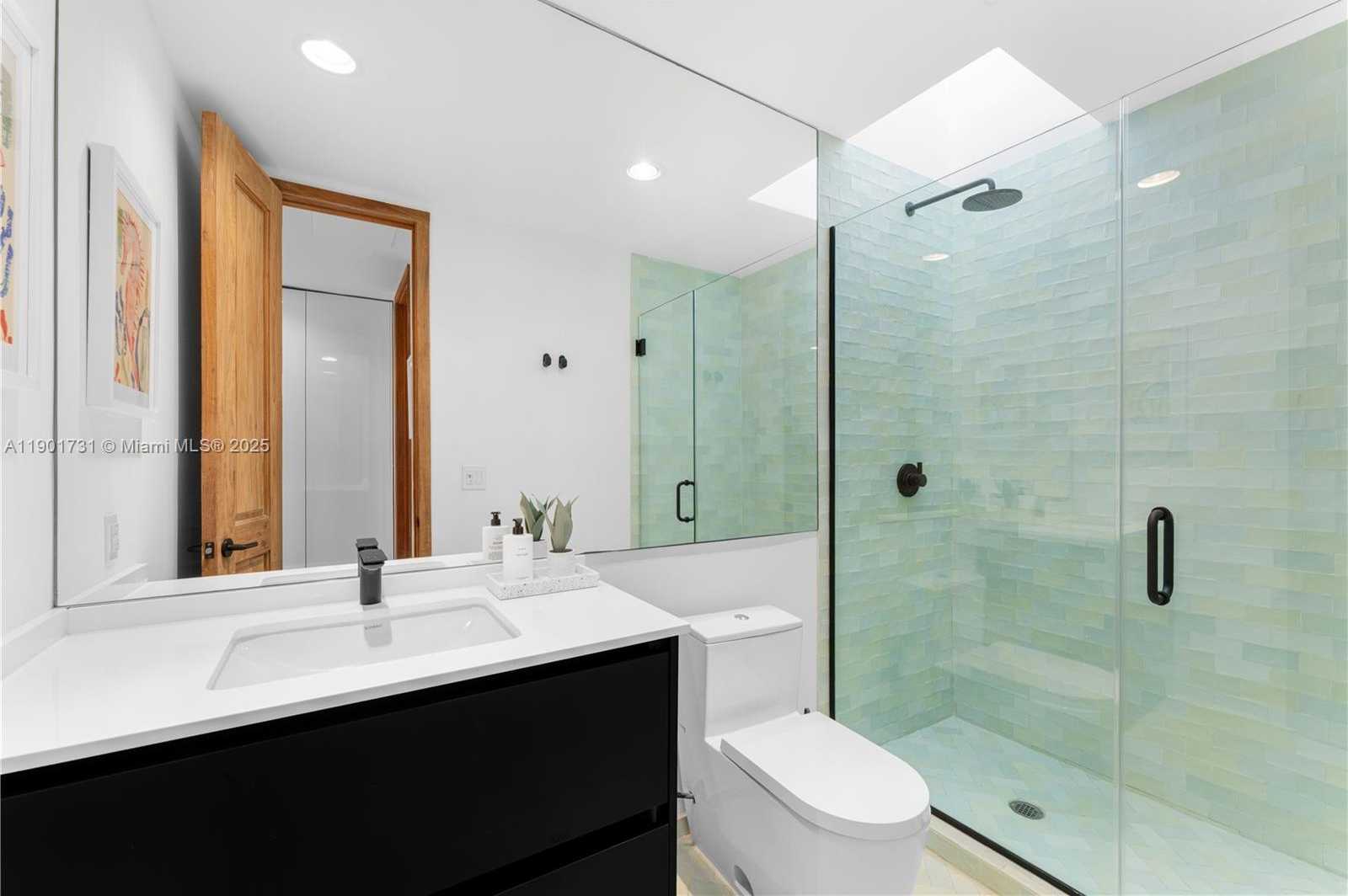 Small Image of 226 JEFFERSON AVE #1, Miami Beach Number 11