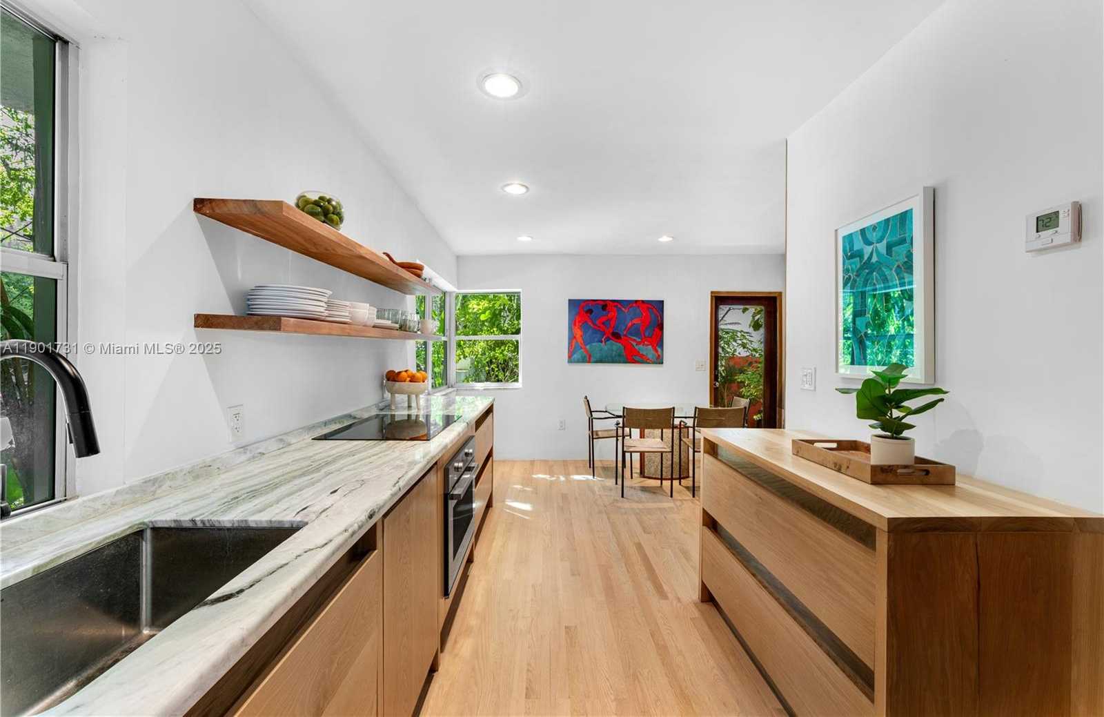 Small Image of 226 JEFFERSON AVE #1, Miami Beach Number 4