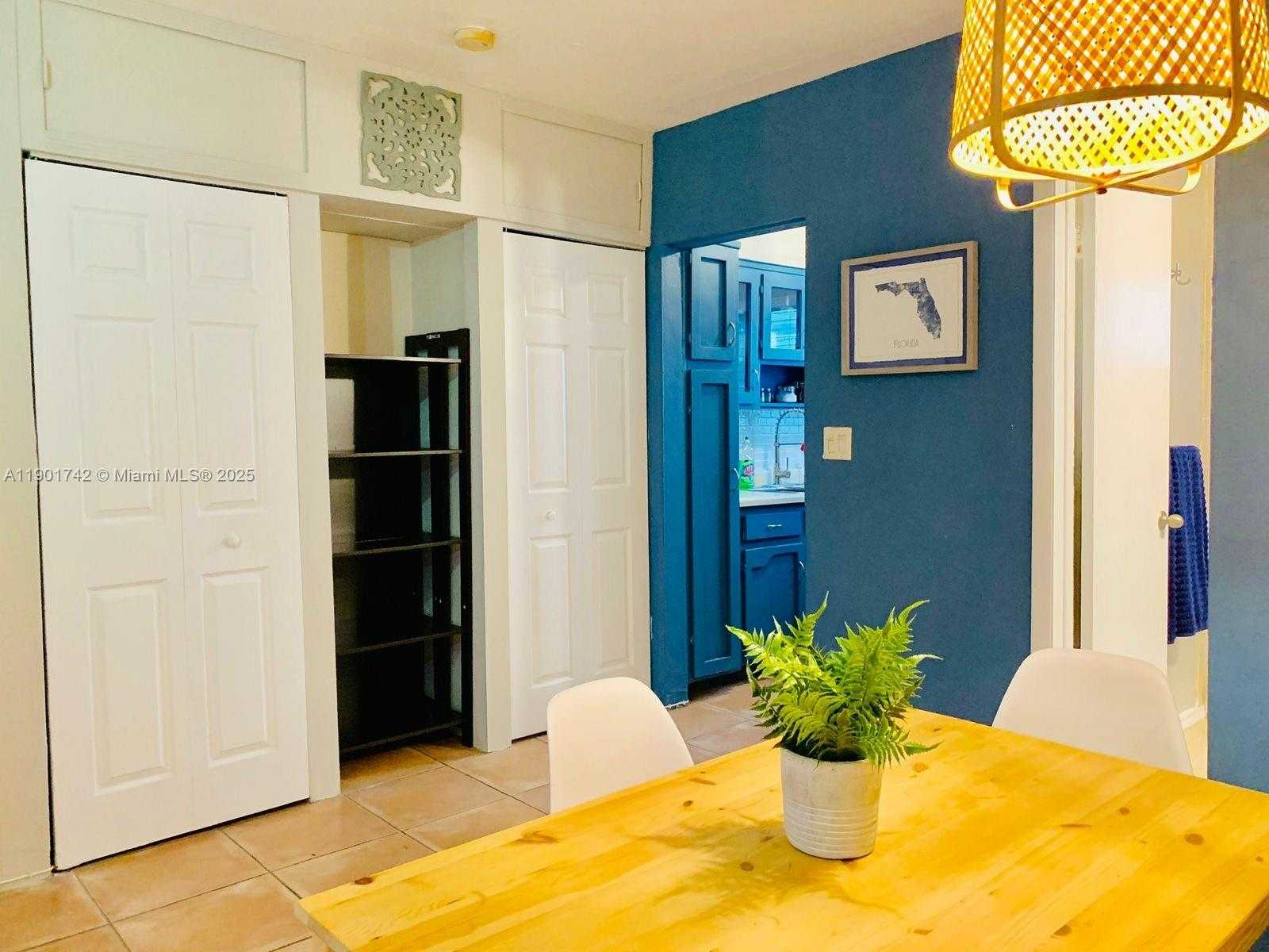 Small Image of 825 EUCLID AVE #3, Miami Beach Number 10