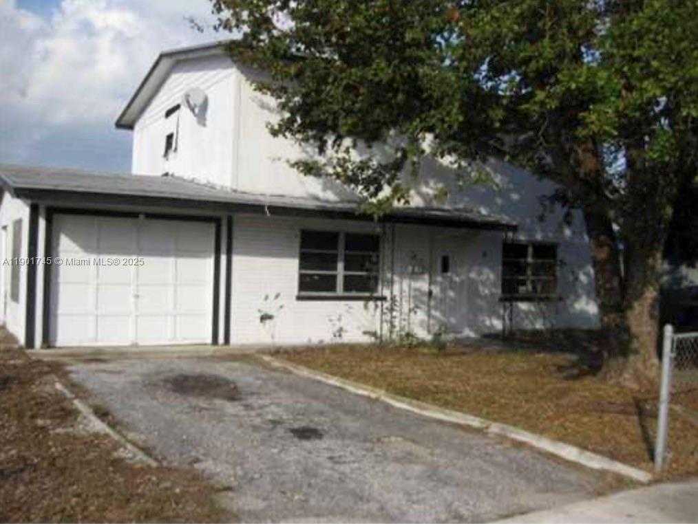 Small Image of 5167 PAT PL, West Palm Beach Number 2